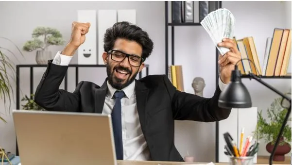 From urgent needs to everyday goals, using a 1 Lakh Loan wisely