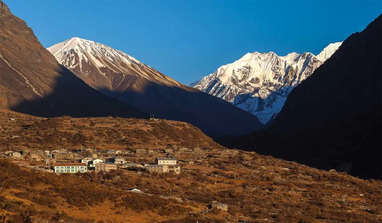 Seasonal Trekking in Nepal: When to Visit Gosaikunda and Why