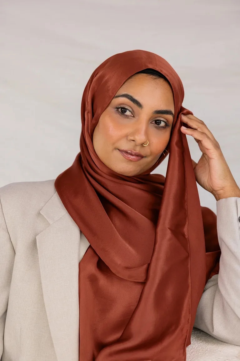 Are Satin Hijab Undercaps Worth It? Hair Care Benefits for Daily Wearers