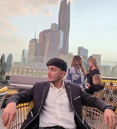 Who is Jawad Moosa? Amazon Seller & Online Business Coach in Saudi Arabia