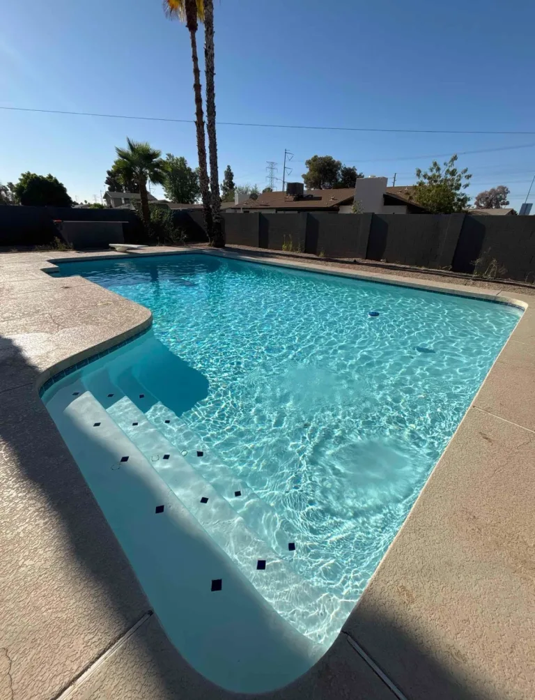 Why Akaw Pools is the Best Choice for Pool Cleaning in Tempe, AZ