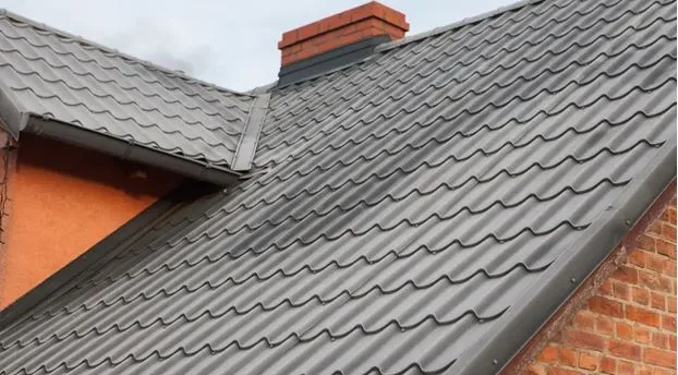 How minor drainage issues turn into major commercial roof repairs