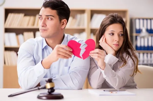 5 Common Questions to Ask Before Hiring a Divorce Attorney