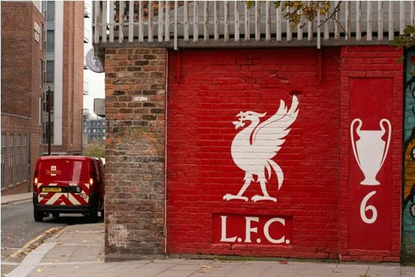 How Football Clubs Can Use Bespoke Memorabilia to Strengthen Their Brand Legacy