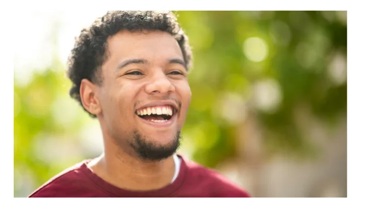 The Rise of At-Home Cosmetic Dentistry: What the Snap-On Veneer Boom Reveals About Modern Healthcare