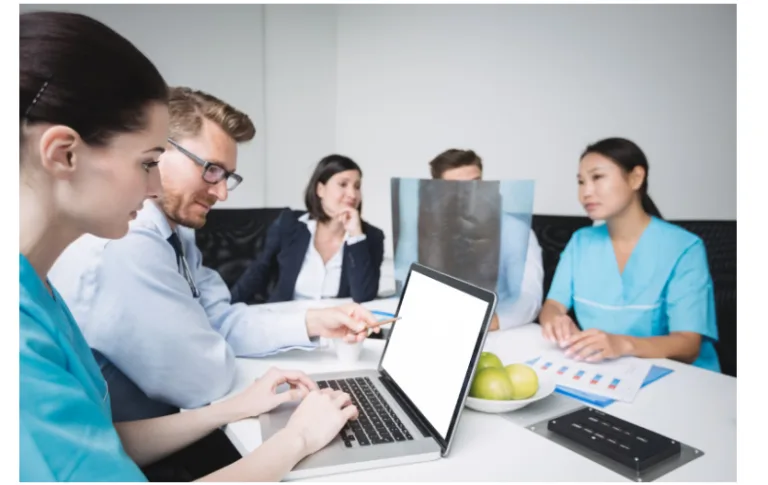 How to Build a Career at the Intersection of Healthcare and Technology