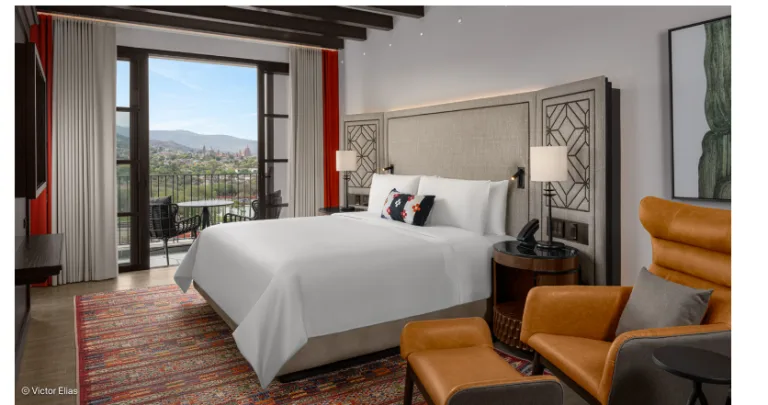 Top 3 Techniques Victor Elias Photography Uses to Double Booking Interest for Boutique Hotels