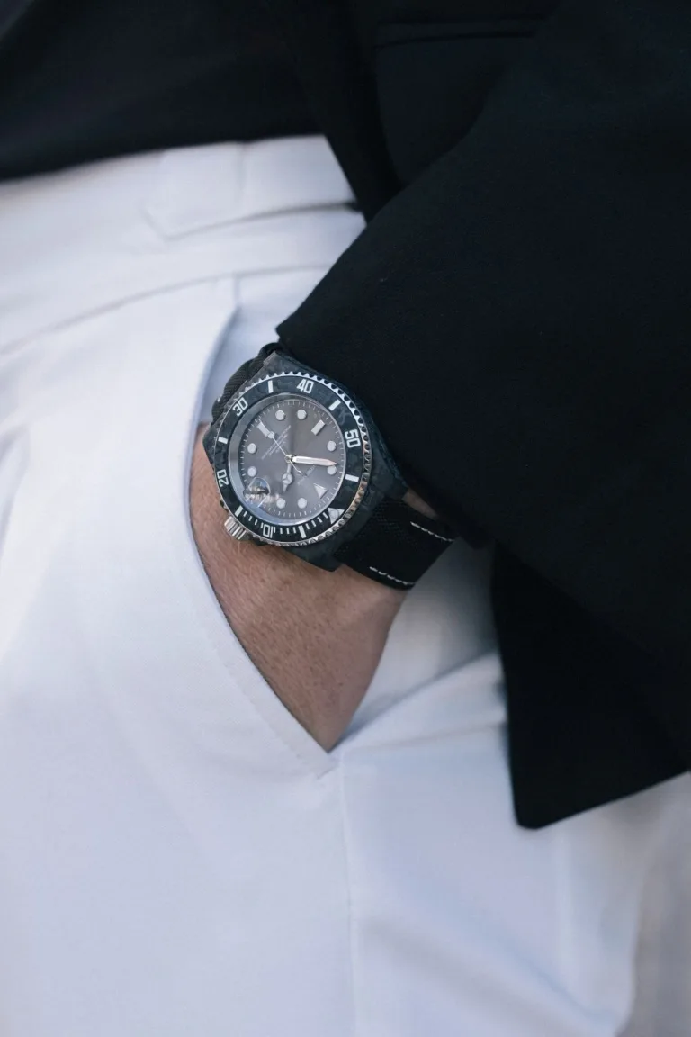 Modern Precision and Carbon Power: Redefining Quartz Watches