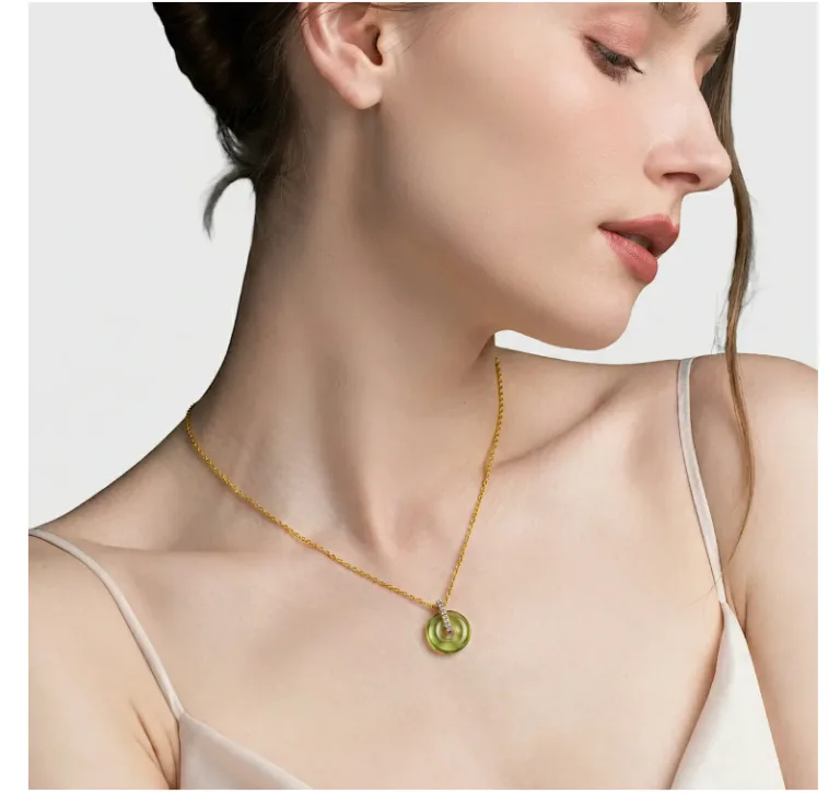 Why Jewelry Is Becoming More Than Just Decoration