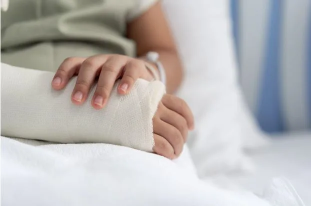 How Portland Accident Victims Can Recover Medical Costs When the At-Fault Party Won’t Pay