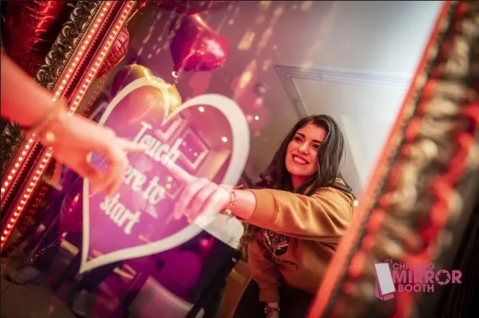 Why Mirror Photo Booths Are Trending at Chicago Weddings