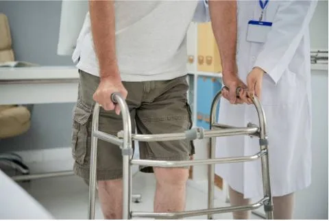 Why Lightweight Walking Aids Fail When Weight Is the Only Spec
