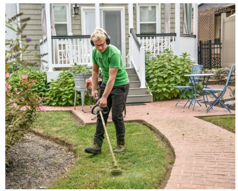 How to Choose Reliable Landscapers in Katy TX for a Beautiful Outdoor Space?