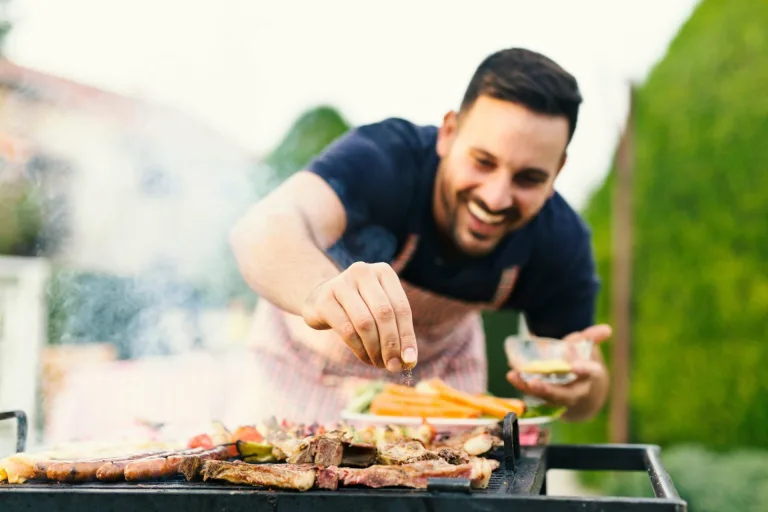 Outdoor Cooking: A Complete Guide to Cooking in the Open Air