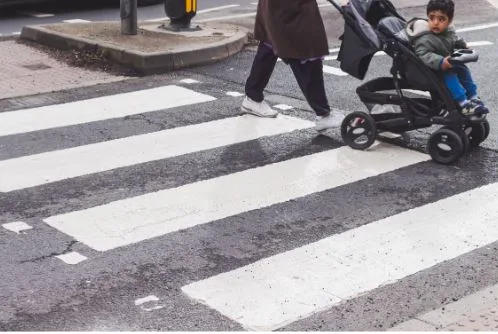 Simple Ways to Be a Safer Pedestrian and Avoid Accidents