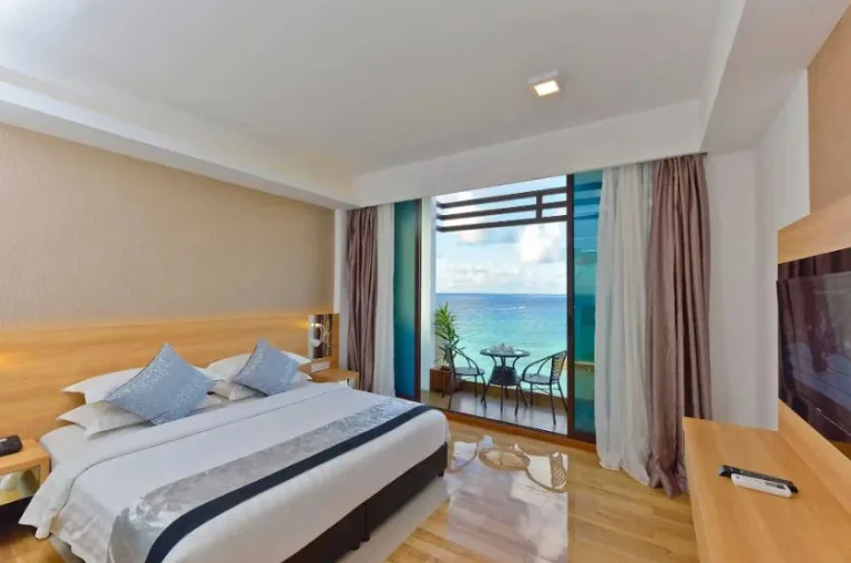 The Hidden Benefits of Staying on Maafushi Island Instead of a Private Resort