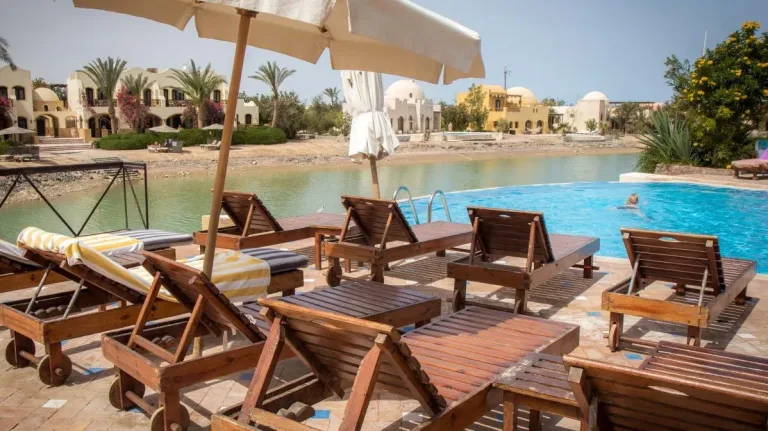 Red Sea Luxury: Planning Your Ultimate Coastal Escape