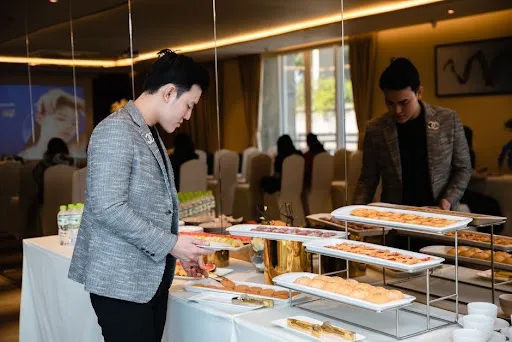 Why Hospitality Careers Appeal to Modern Professionals