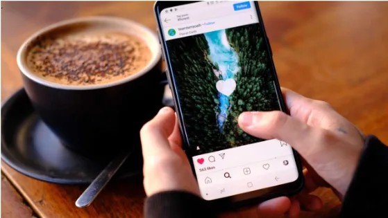 How to Watch Instagram Stories Without Anyone Knowing in 2026