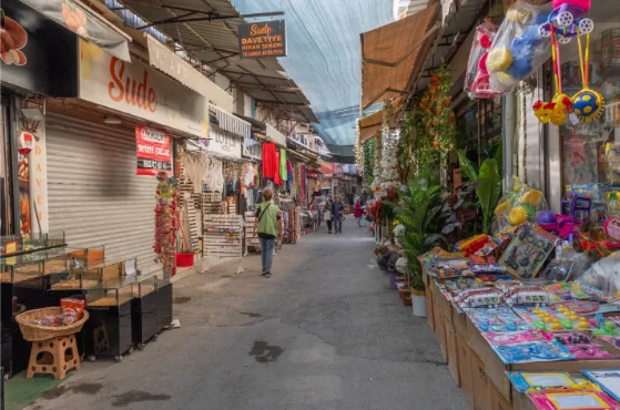 Simple Inventory Habits That Help Small Shops Grow