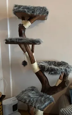 The Hidden Benefits of Choosing a naturkratzbaum Over Traditional Cat Trees