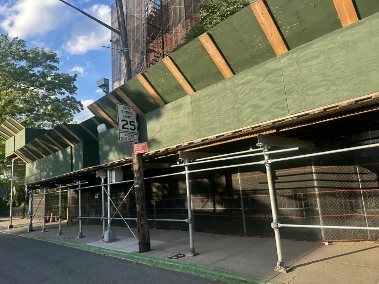 Building Higher, Working Smarter: Your Guide to Pipe Scaffolding Rental NYC