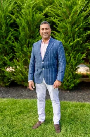 Dr. Amar Sponsors Elegant Hamptons Fundraiser Benefiting the Mishpacha Orphanage in Odesa, Ukraine