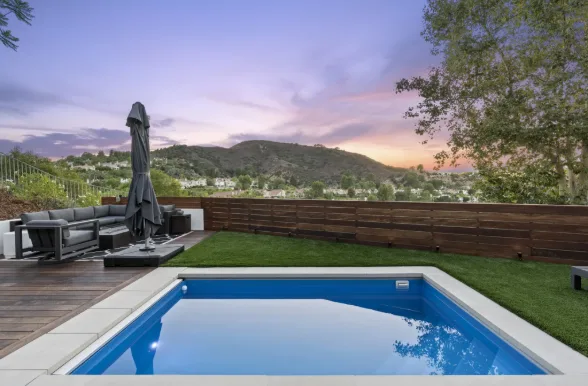 Top Pool Deck Materials for Southern California Homes
