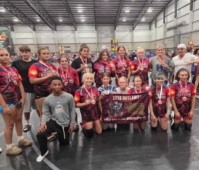 Sean Kirtz and Lady Hammers Earn 3rd Place at Midwest Nationals