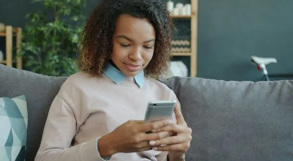 First Time Living Alone? 5 Apps That’ll Keep Your Budget (and Life) Under Control