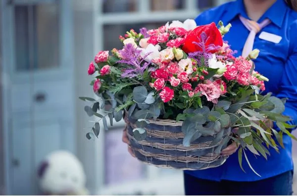Sending Flowers in Singapore? Timing and Delivery Details You Should Know