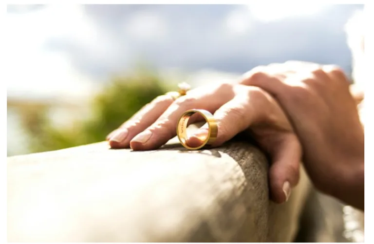 Women Who Divorce After 50 See Their Standard of Living Drop 45%, More Than Twice the Decline for Men, New Study Finds