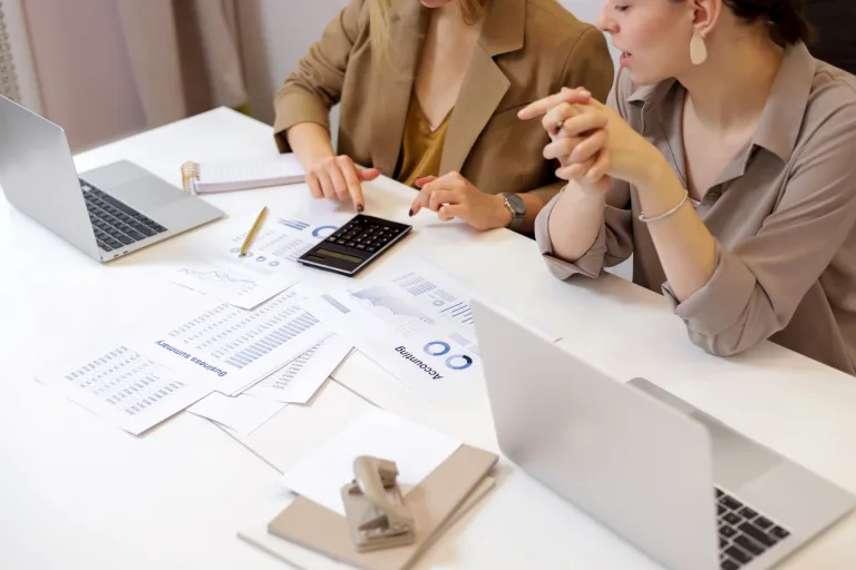 When Should a Growing Business Consider a Management Consultant?
