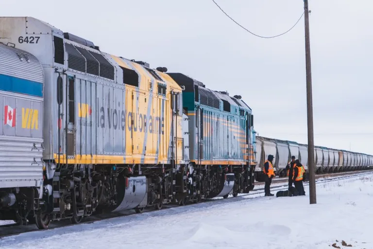 Map showing VIA Rail's The Canadian route connecting major cities across Canada from Toronto to Vancouver